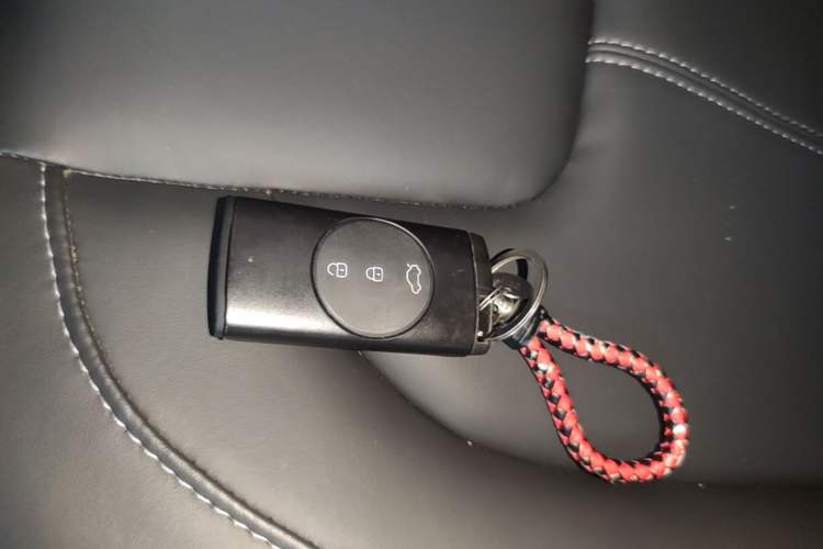 Used Chery Tiggo 3X 2021 PLUS 1.5L CVT "Painkai Red Date" Edition II Vehicle Key