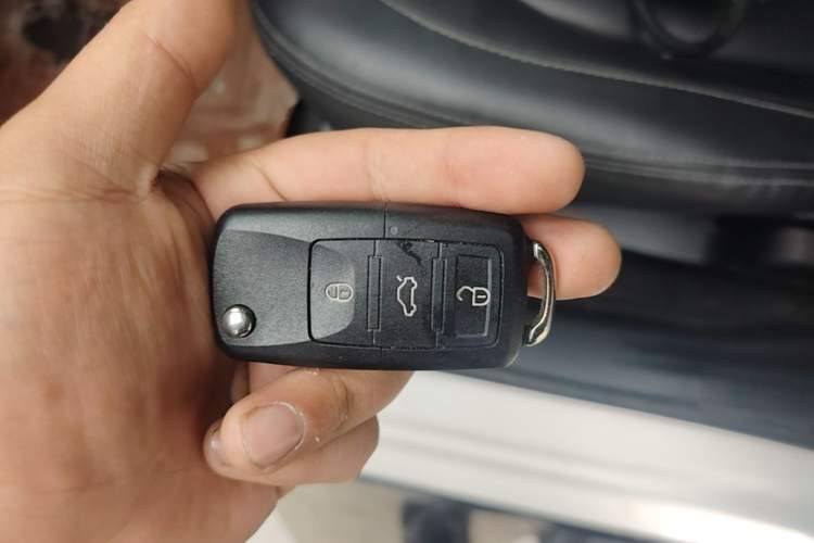 Used Chery Tiggo 3X 2021 Revised Version PLUS 1.5L Manual – Passionate Red Date Edition Vehicle Key