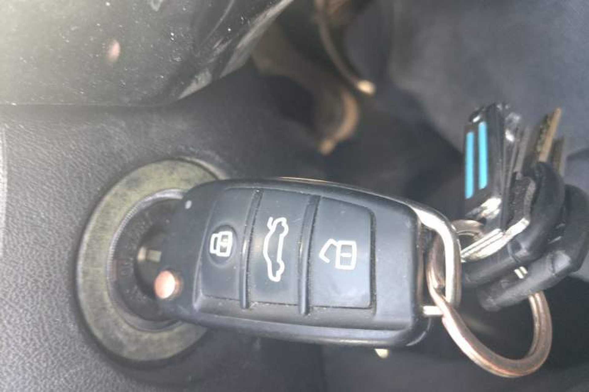 Used Chery Tiggo 3X 2021 Revised Diamond Edition 1.5L Manual 2 Carat Vehicle Key