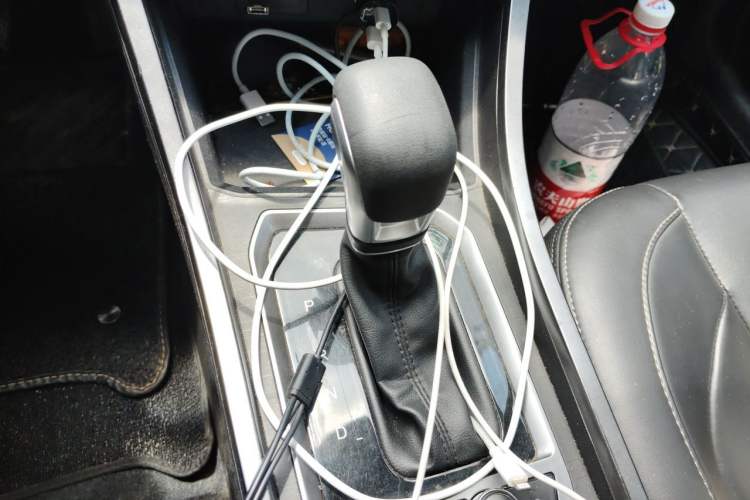 Used Chery Tiggo 3X 2021 PLUS 1.5L CVT Thrilling Red Date Edition Gear Lever