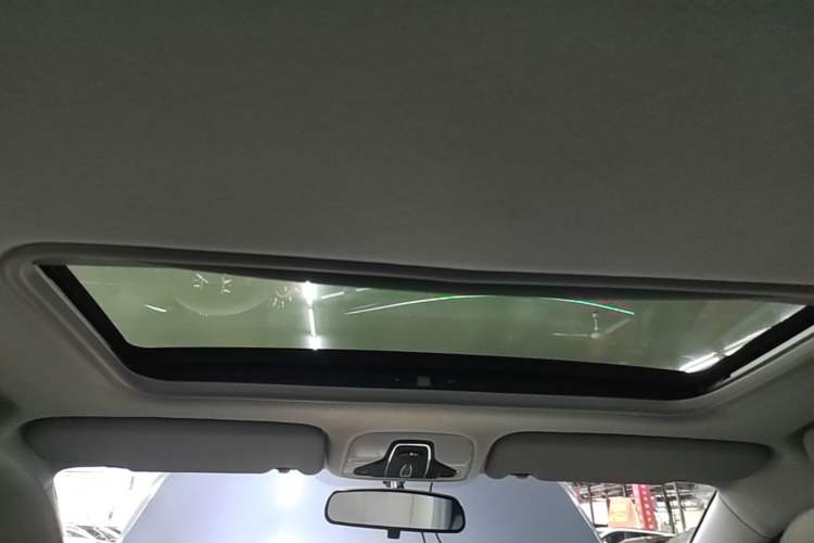 Used Chery Tiggo 3X 2022 Diamond Edition 1.5L CVT Elite Version Headliner