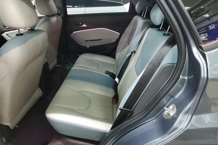Used Chery Tiggo 3X 2022 Diamond Edition 1.5L CVT Elite Version Left Rear Seat