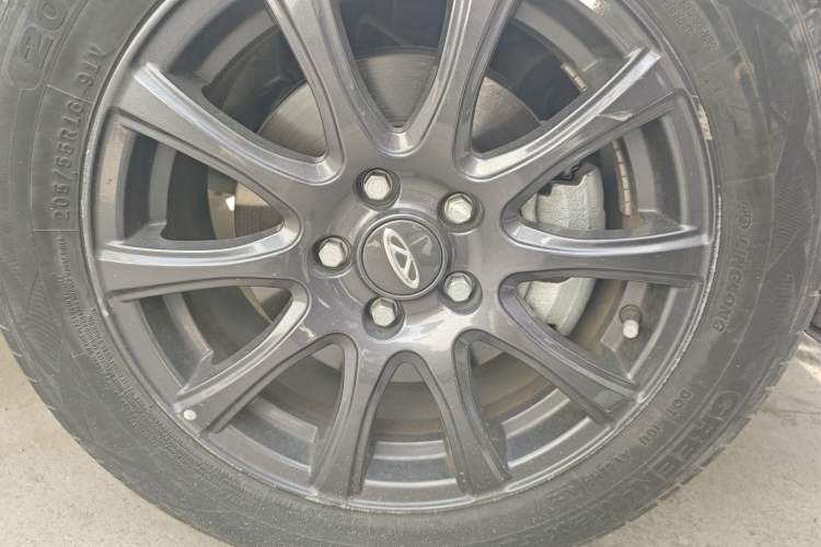 Used Chery Tiggo 3X 2022 Diamond Edition 1.5L CVT Elite Version Right Front Wheel Hub