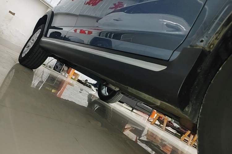 Used Chery Tiggo 3X 2022 Diamond Edition 1.5L CVT Elite Version Right Side Sill