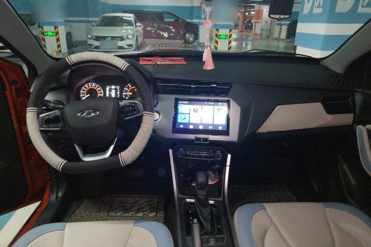 Used Chery Tiggo 3X 2022 PLUS 1.5L CVT Fashion Edition Center Console