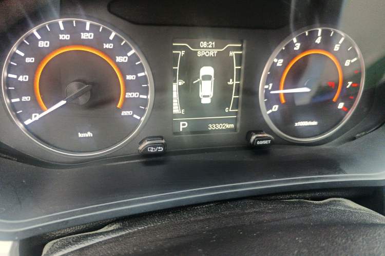 Used Chery Tiggo 3X 2022 PLUS 1.5L CVT Fashion Edition Odometer Close Up