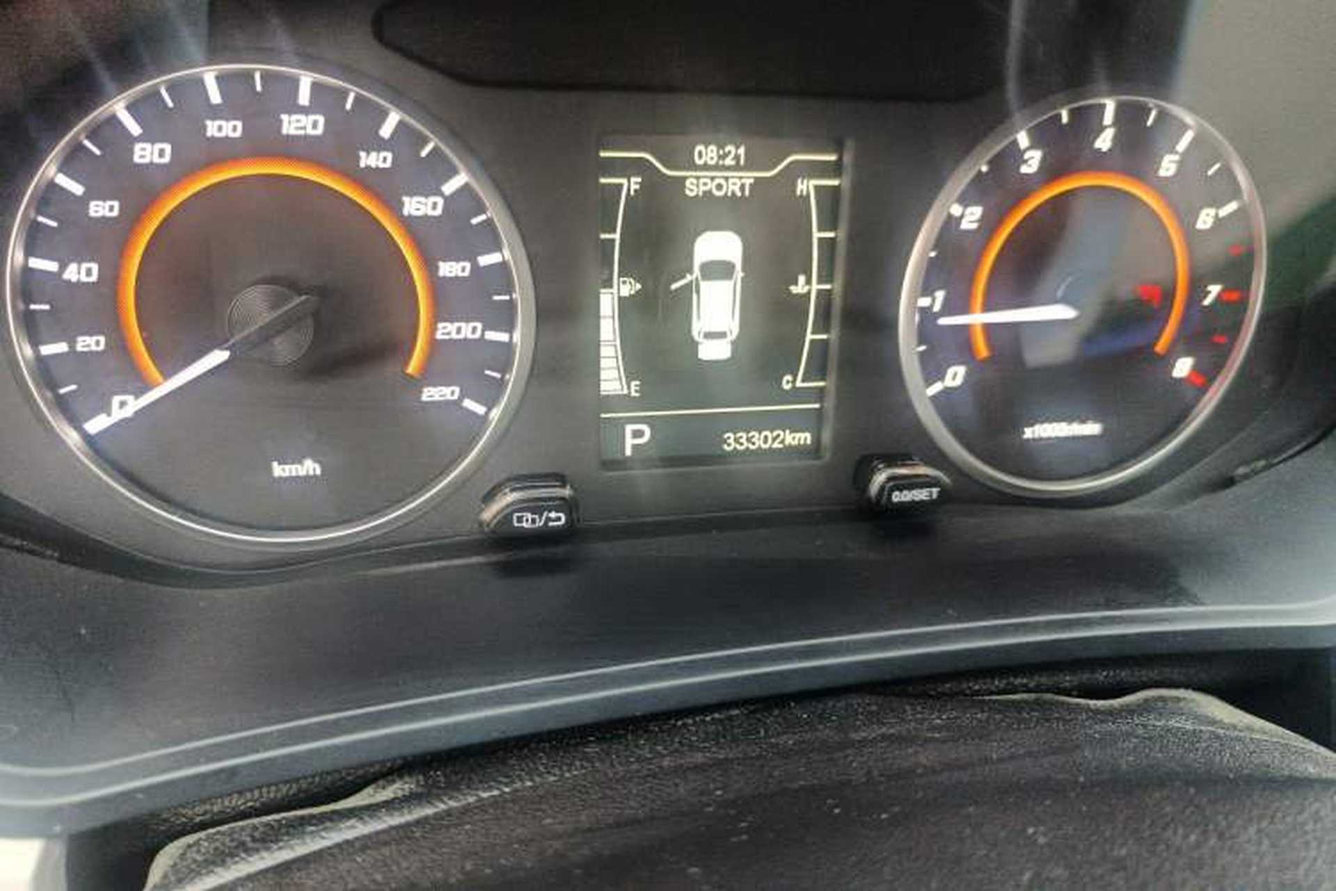 Used Chery Tiggo 3X 2022 PLUS 1.5L CVT Fashion Edition Odometer Close Up