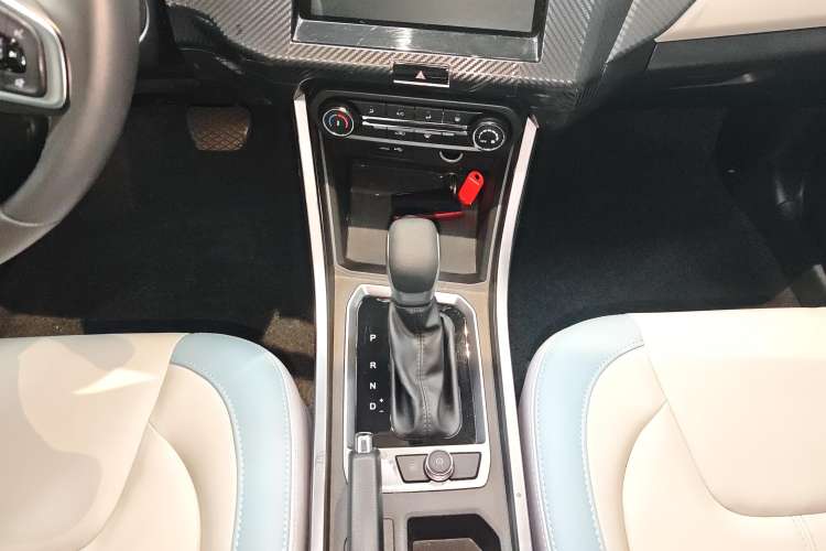 Used Chery Tiggo 3X 2022 Diamond Edition 1.5L CVT Elite Version Gear Lever