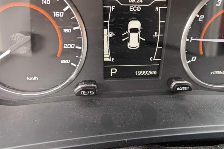 Used Chery Tiggo 3X 2022 PLUS 1.5L CVT Fashion Edition Odometer Close Up