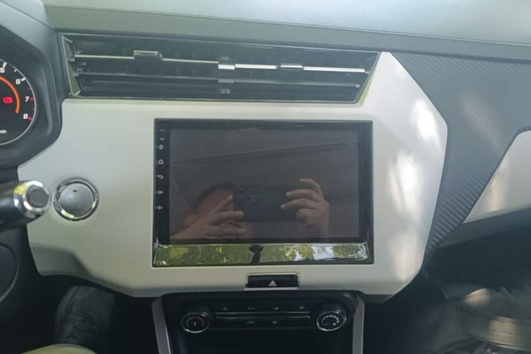 Used Chery Tiggo 3X 2022 Diamond Edition 1.5L CVT Elite Version Audio And AC Panel