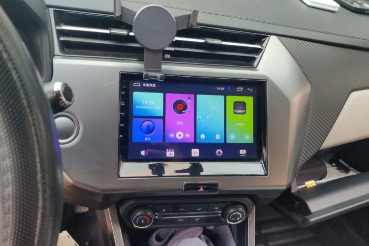 Used Chery Tiggo 3X 2022 PLUS 1.5L Manual – Zhenhong Red Date Edition Audio And AC Panel