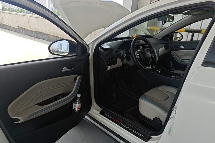 Used Chery Tiggo 3X 2022 Diamond Edition 1.5L CVT 3-Carat II Model Driver Seat