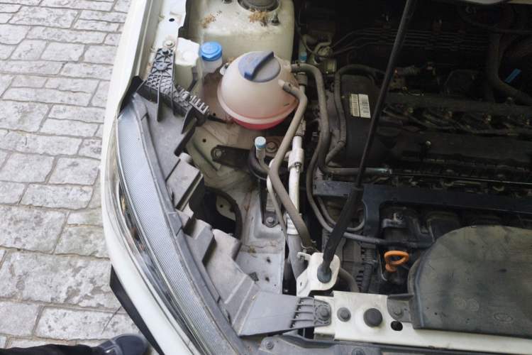 Used Chery Tiggo 3X 2022 Diamond Edition 1.5L CVT Elite Version Engine Bay Right