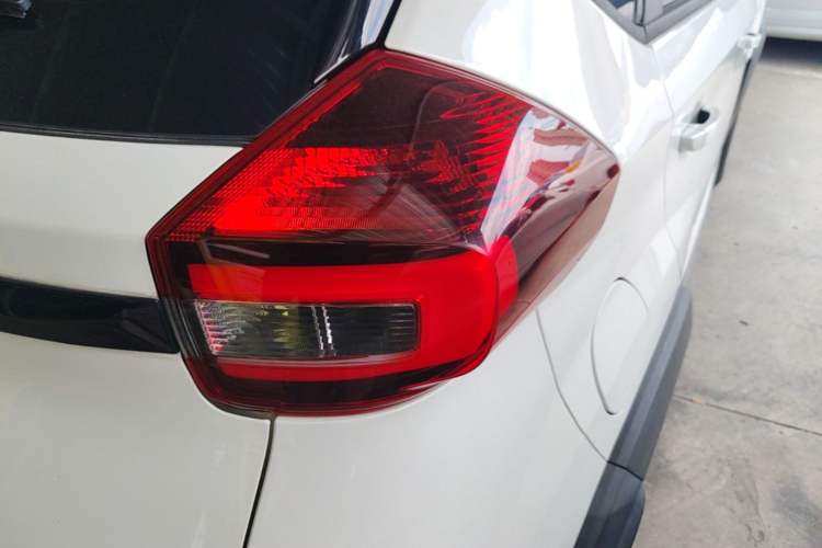 Used Chery Tiggo 3X 2022 PLUS 1.5L CVT Fashion Edition Exterior 3