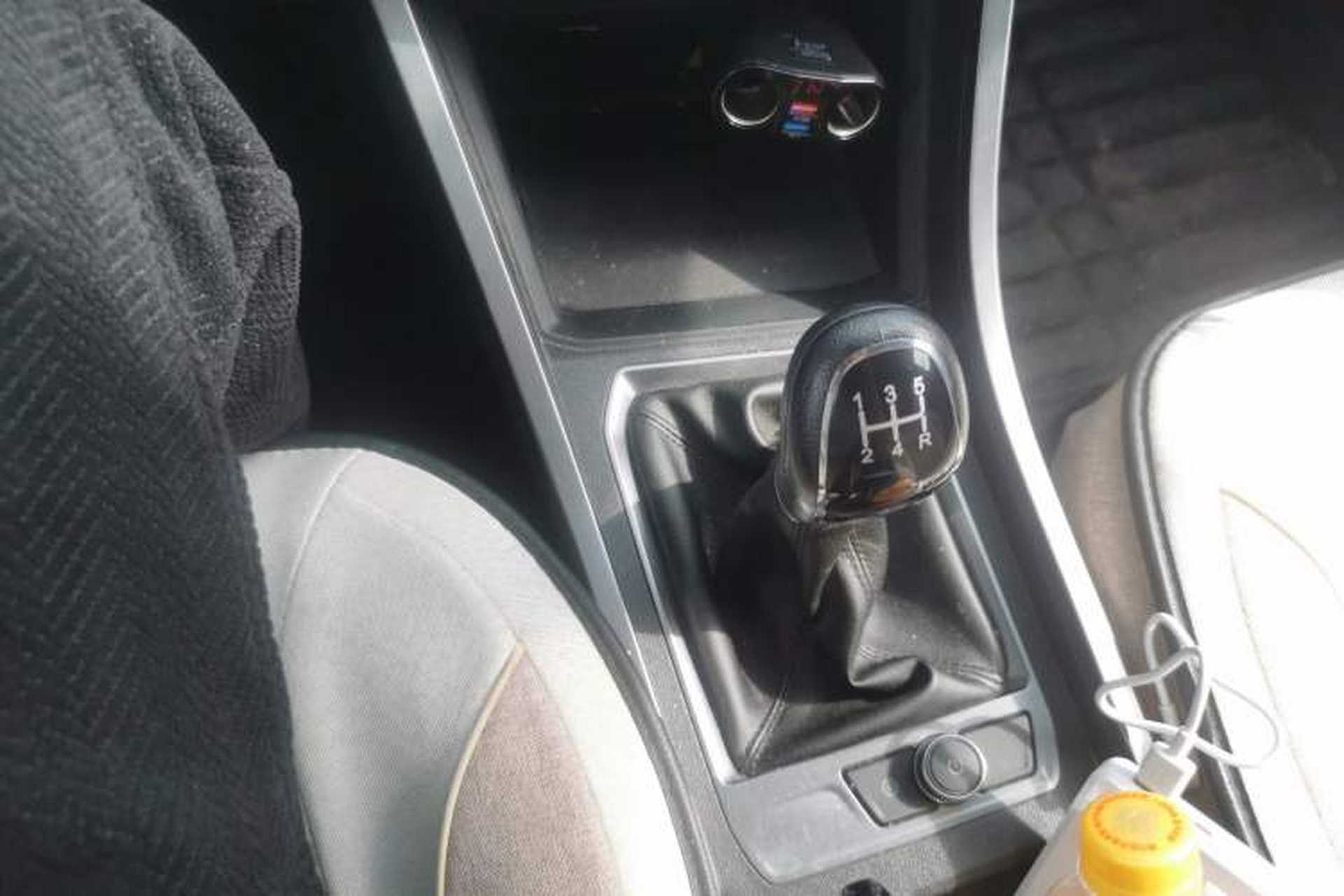 Used Chery Tiggo 3X 2022 PLUS 1.5L Manual Fashion Edition Gear Lever