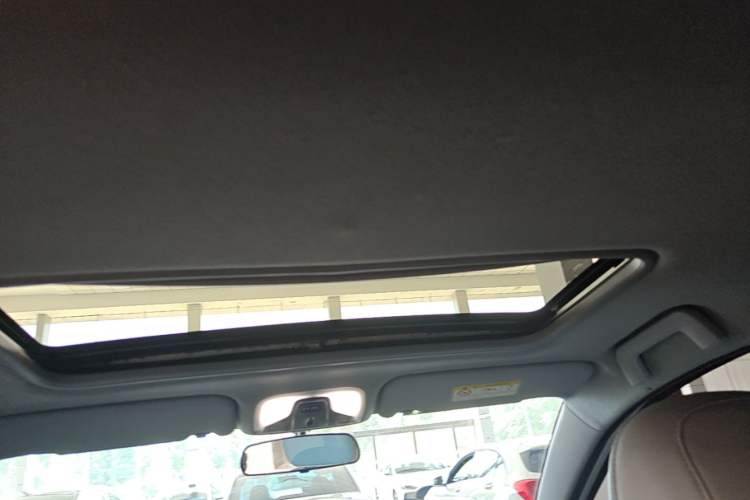 Used Chery Tiggo 3X 2022 Diamond Edition 1.5L CVT Elite Version Headliner