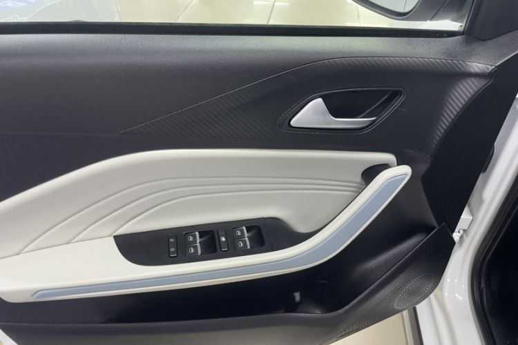 Used Chery Tiggo 3X 2022 Diamond Edition 1.5L CVT Elite Version Interior 12
