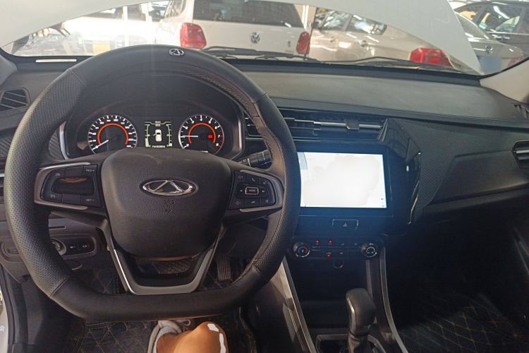 Used Chery Tiggo 3X 2022 PLUS 1.5L CVT Thrilling Red Date Edition II Interior 2