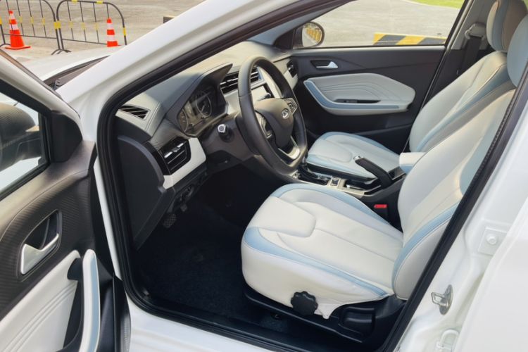 Used Chery Tiggo 3X 2022 Diamond Edition 1.5L CVT Elite Version Interior 5