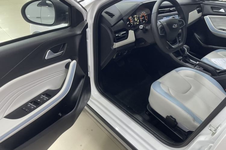 Used Chery Tiggo 3X 2022 Diamond Edition 1.5L CVT Elite Version Interior 6