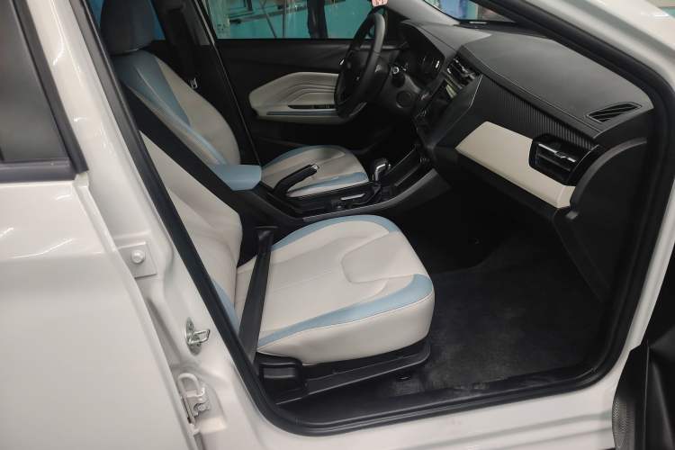 Used Chery Tiggo 3X 2022 Diamond Edition 1.5L CVT Elite Version Interior 6