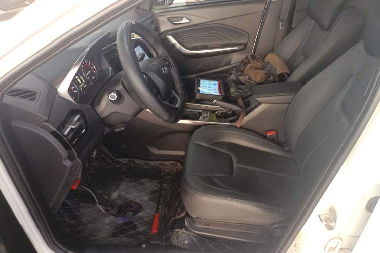 Used Chery Tiggo 3X 2022 PLUS 1.5L CVT Thrilling Red Date Edition II Left Front Seat