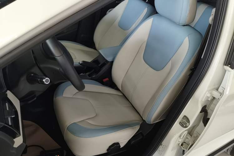 Used Chery Tiggo 3X 2022 Diamond Edition 1.5L CVT Elite Version Left Front Seat