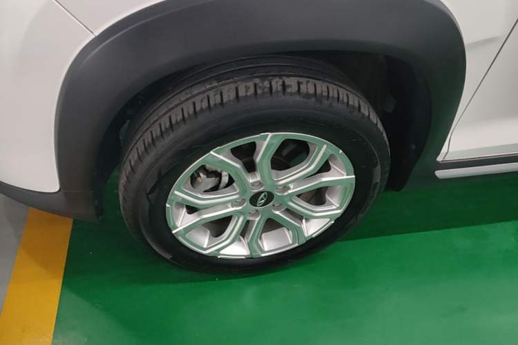 Used Chery Tiggo 3X 2022 PLUS 1.5L CVT Fashion Edition Left Front Wheel Hub