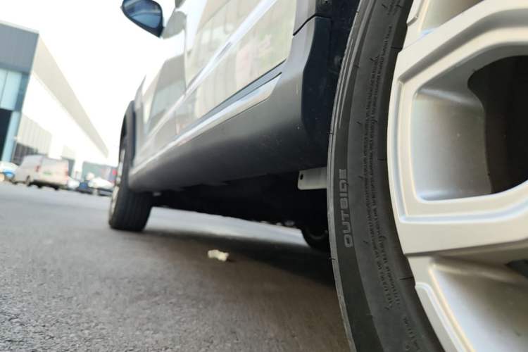 Used Chery Tiggo 3X 2022 PLUS 1.5L CVT Fashion Edition Left Side Sill