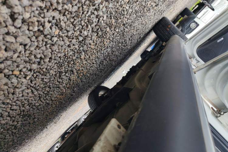 Used Chery Tiggo 3X 2022 PLUS 1.5L CVT Thrilling Red Date Edition II Left Side Sill