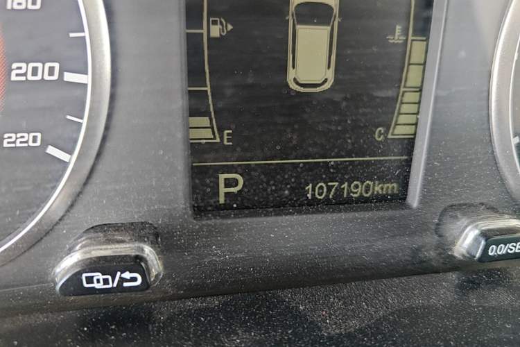 Used Chery Tiggo 3X 2022 Diamond Edition 1.5L CVT 3-Carat II Model Odometer Close Up