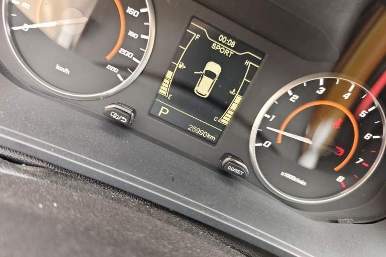 Used Chery Tiggo 3X 2022 PLUS 1.5L CVT Fashion Edition Odometer Close Up