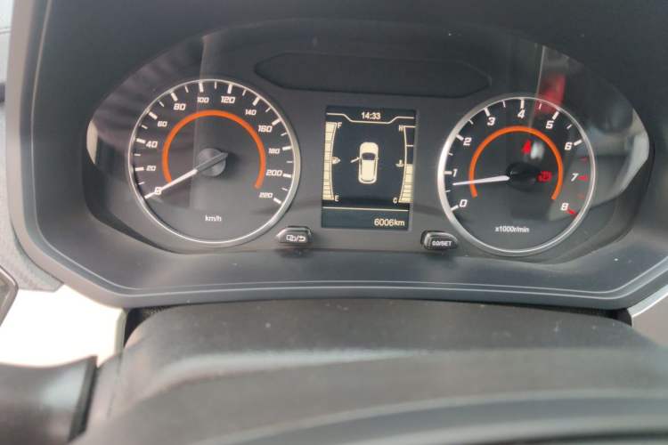 Used Chery Tiggo 3X 2022 PLUS 1.5L Manual – Zhenhong Red Date Edition Odometer Close Up