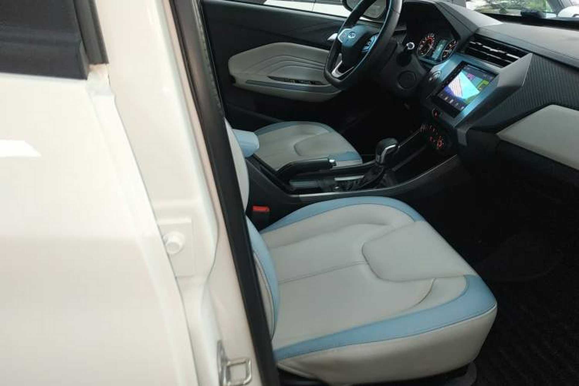 Used Chery Tiggo 3X 2022 Diamond Edition 1.5L CVT Elite Version Right Front Seat