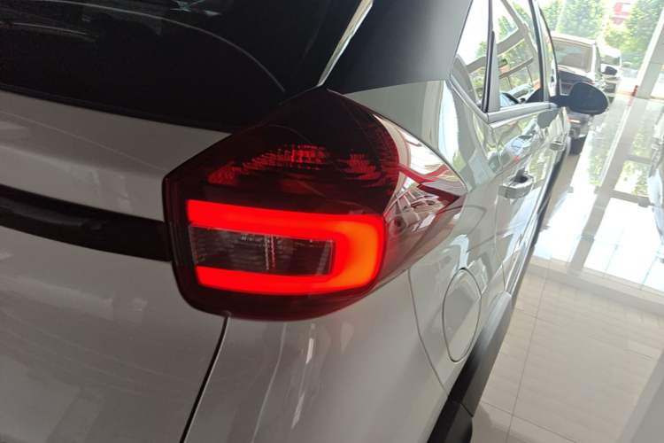 Used Chery Tiggo 3X 2022 Diamond Edition 1.5L CVT Elite Version Right Rear Taillight