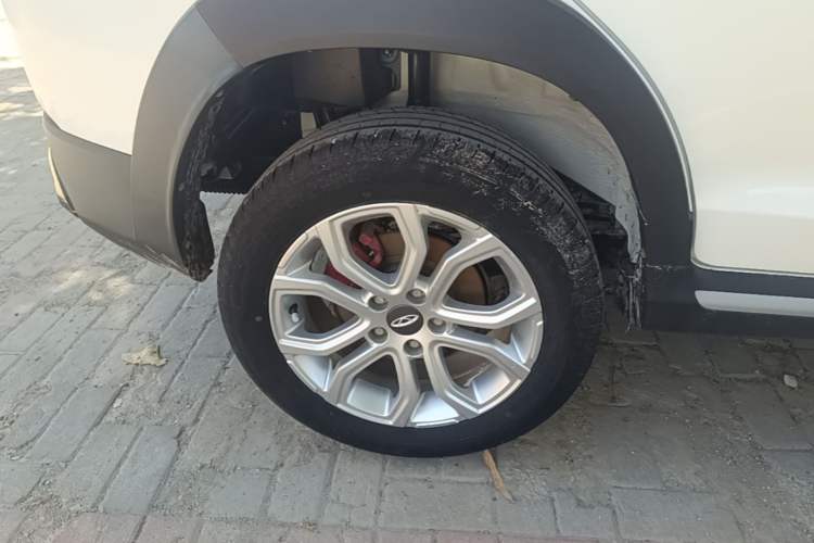 Used Chery Tiggo 3X 2022 Diamond Edition 1.5L CVT Elite Version Right Rear Wheel Hub