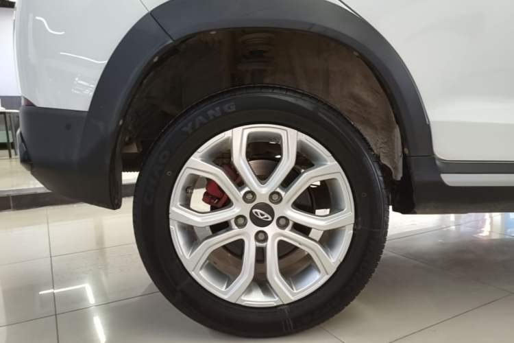 Used Chery Tiggo 3X 2022 Diamond Edition 1.5L CVT Elite Version Right Rear Wheel Hub