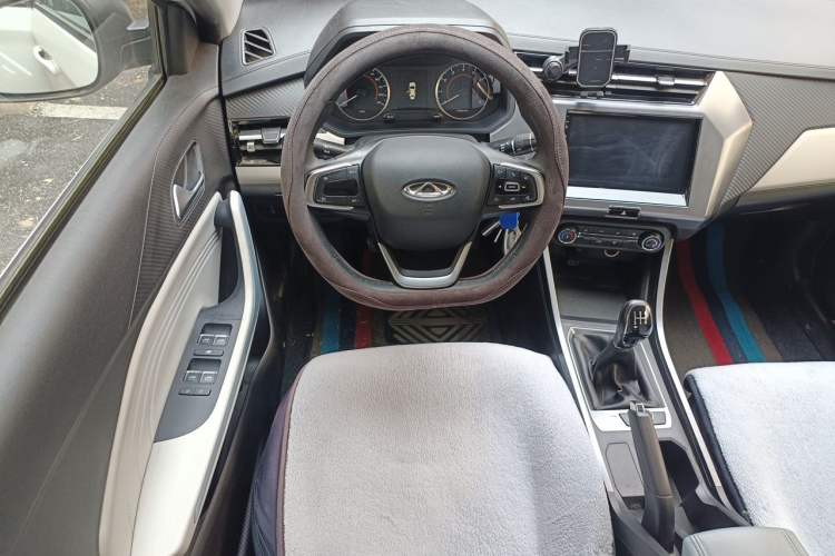 Used Chery Tiggo 3X 2022 PLUS 1.5L Manual – Zhenhong Red Date Edition Steering Wheel