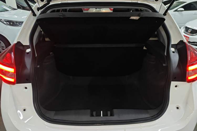Used Chery Tiggo 3X 2022 PLUS 1.5L Manual Fashion Edition Trunk