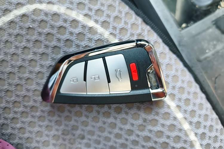 Used Chery Tiggo 3X 2022 Diamond Edition 1.5L CVT Elite Version Vehicle Key