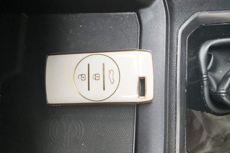 Used Chery Tiggo 3X 2022 PLUS 1.5L CVT Thrilling Red Date Edition II Vehicle Key