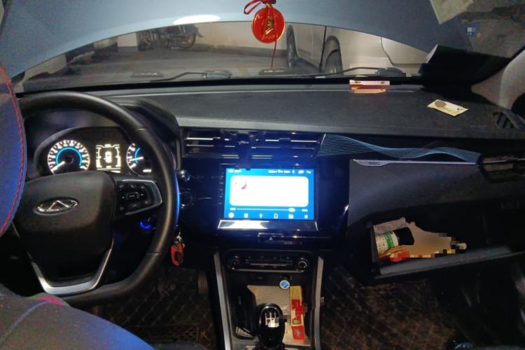 Used Chery Tiggo 3X 2023 1.5L Manual Fashion Edition Center Console