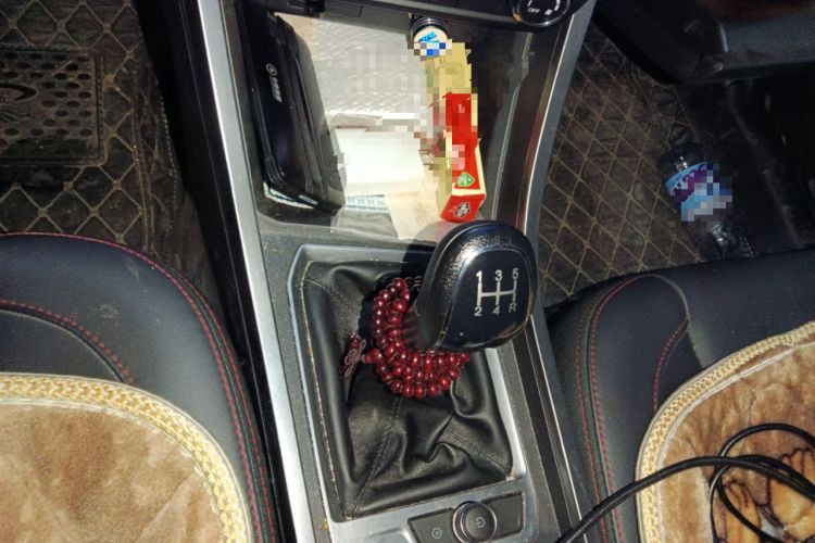 Used Chery Tiggo 3X 2023 1.5L Manual Fashion Edition Gear Lever
