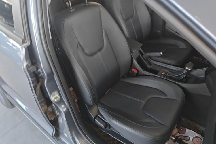 Used Chery Tiggo 3X 2023 1.5L CVT Elite Edition Right Front Seat