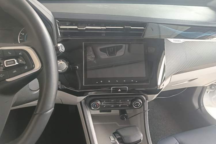 Used Chery Tiggo 3X 2023 1.5L CVT Fashion Edition Audio And AC Panel