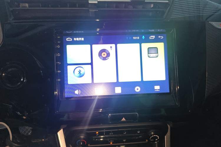Used Chery Tiggo 3X 2023 1.5L Manual Fashion Edition Audio And AC Panel