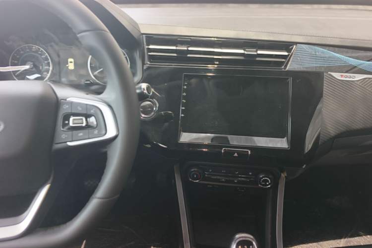 Used Chery Tiggo 3X 2023 1.5L Manual Fashion Edition Audio And AC Panel