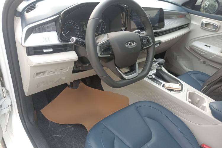 Used Chery Tiggo 3X 2023 1.5L CVT Shining Edition Center Console