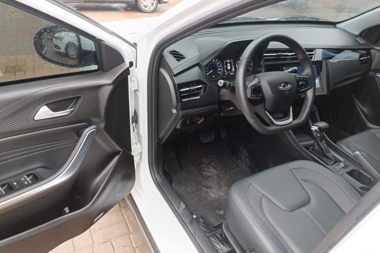 Used Chery Tiggo 3X 2023 1.5L CVT Elite Edition Driver Seat