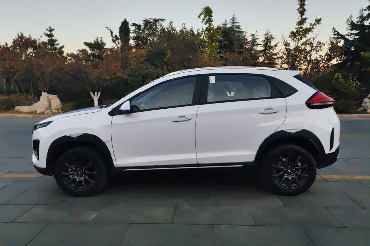 Used Chery Tiggo 3X 2023 1.5L CVT Fashion Edition Exterior 5